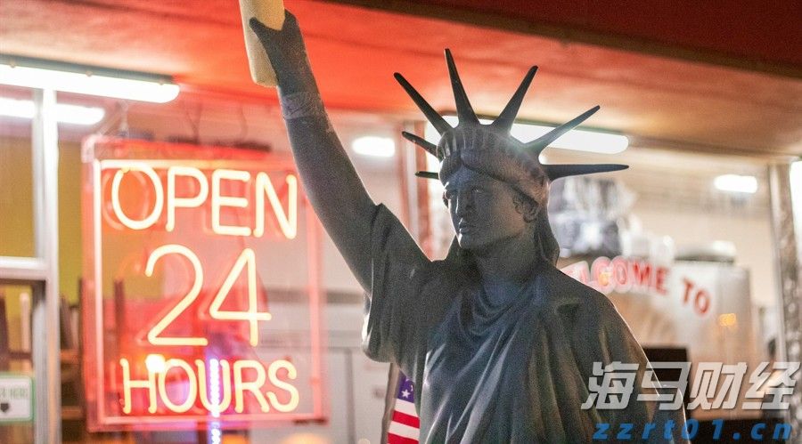 传统基金持续失去资金，比特币成为投资“救星”！过去一年获得22%超额收益